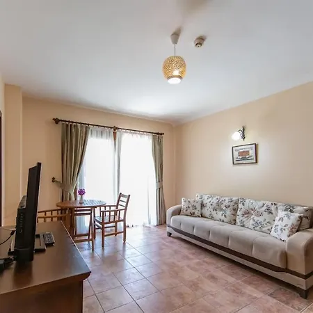 Sleeps 2, Shared Pool - Awz 304, 3 Апартаменты *